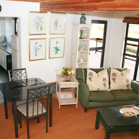 Sani Valley Nature Lodges Himeville Room photo