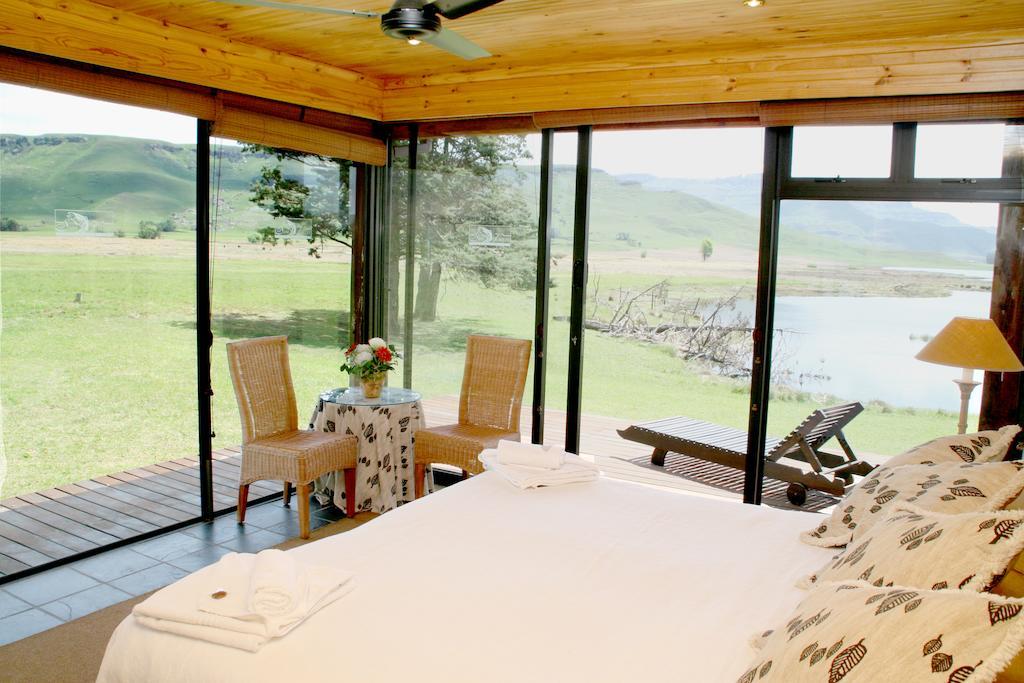 Sani Valley Nature Lodges Himeville Room photo