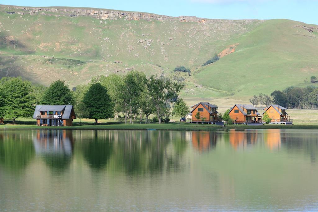 Sani Valley Nature Lodges Himeville Room photo